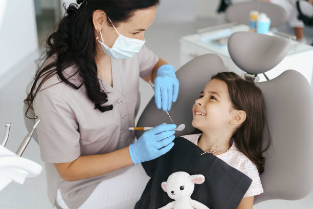 Best Emergency Cosmetic Dentistry (e.g., broken veneers) in South Lyon, MI